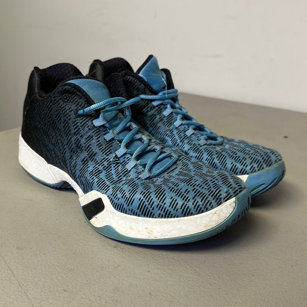 Mens 10 Air Jordan XX9 Low UNC Shoes by Nike